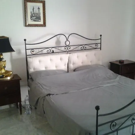 Sitsiliya Apartment